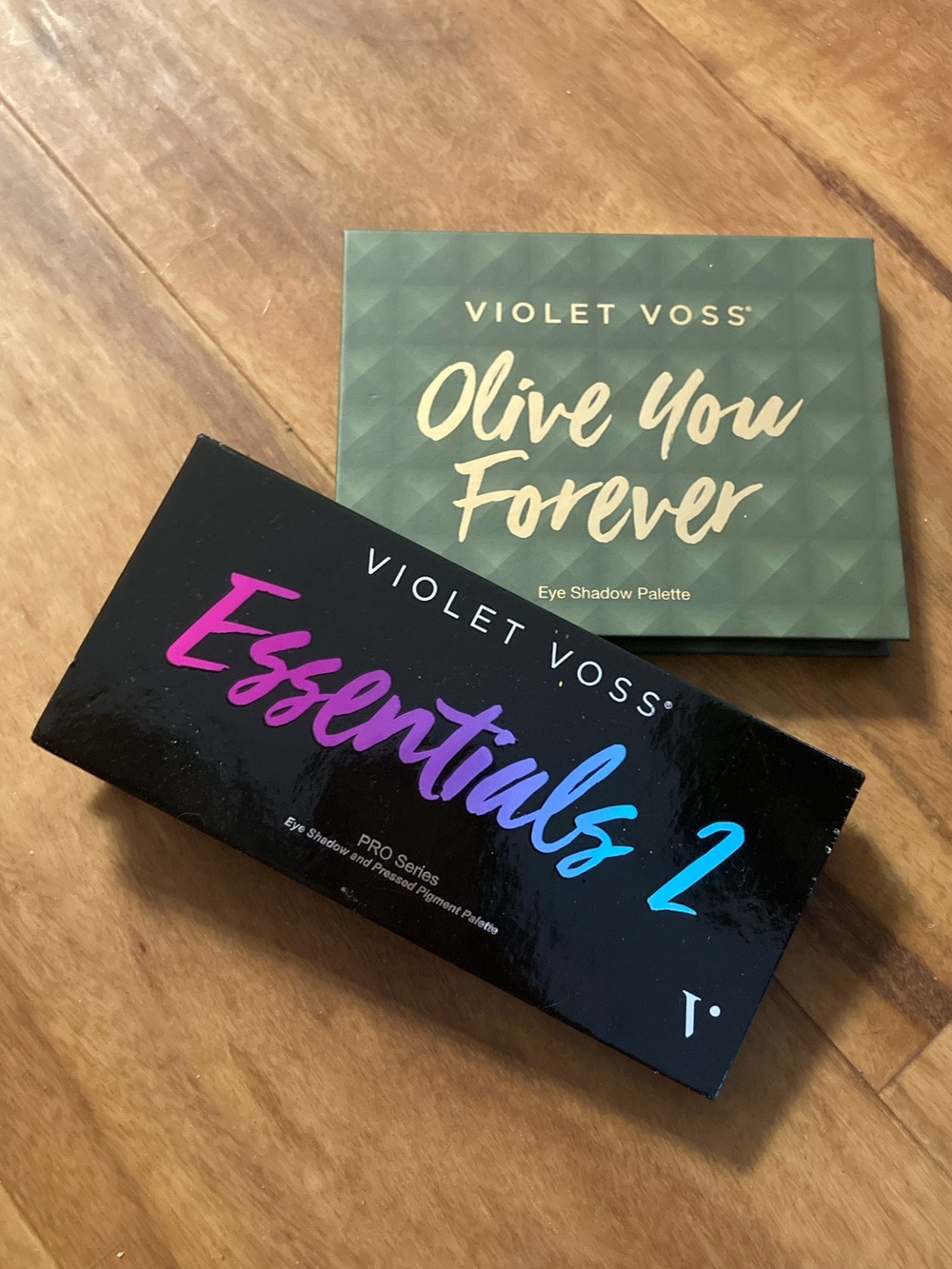VIOLET VOSS Eyeshadow Palette Duo - 22 shades total - NEVER USED/SWATCHED